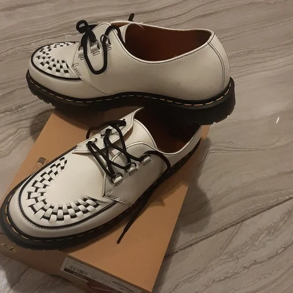 Dr. Martens | Shoes | Dr Martens Nwt Ramsey Smooth Leather